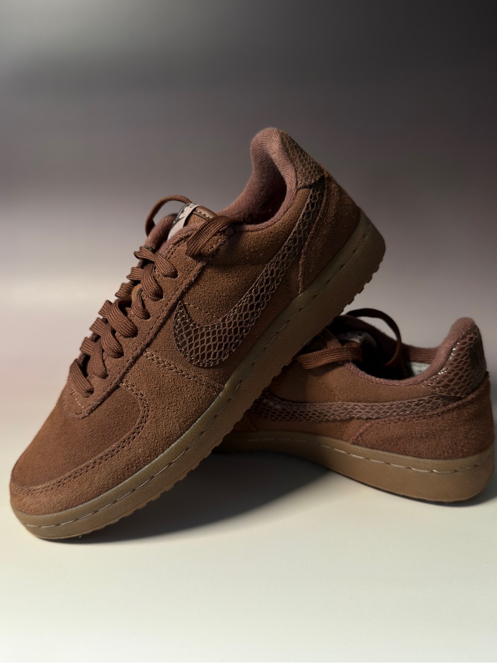Nike Court Vision Low Premium Women’s Sneakers – Size 7